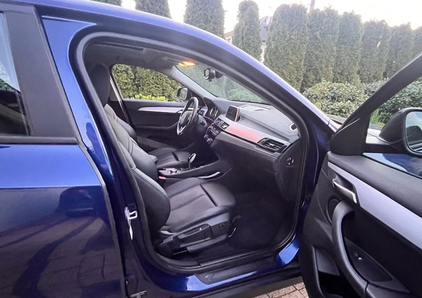 BMW X2 cena 79335 przebieg: 150000, rok produkcji 2018 z Szczecin małe 301